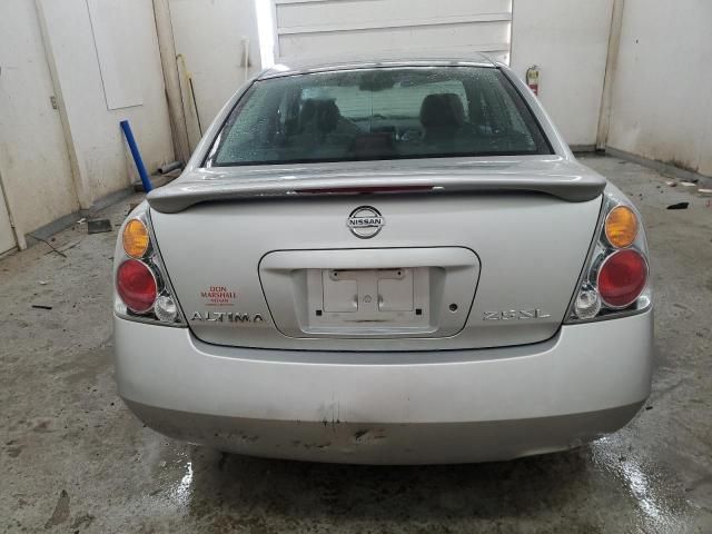 2003 Nissan Altima Base