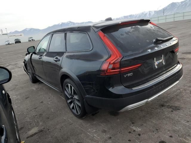 2022 Volvo V90 Cross Country B6 Inscription