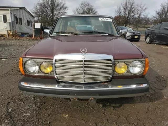 1985 Mercedes-Benz 300 DT