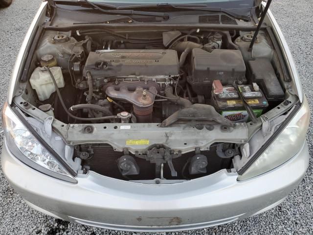 2004 Toyota Camry LE