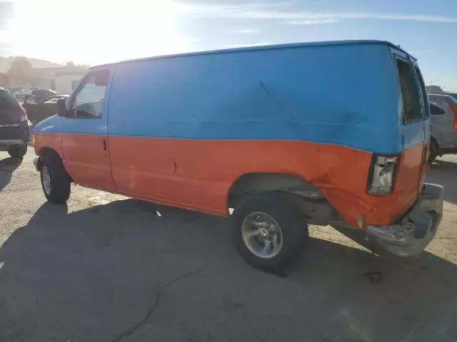 2001 Ford Econoline E150 Van