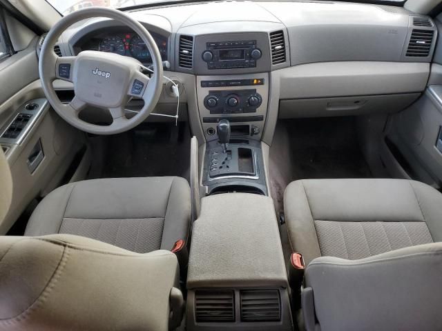 2005 Jeep Grand Cherokee Laredo