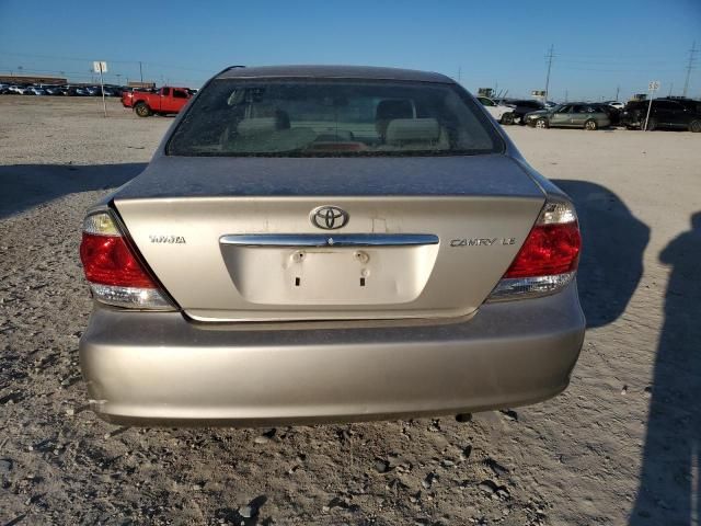 2005 Toyota Camry LE