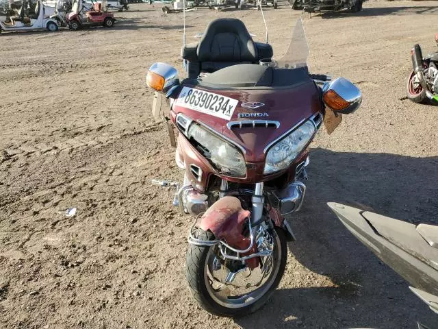 2005 Honda GL1800