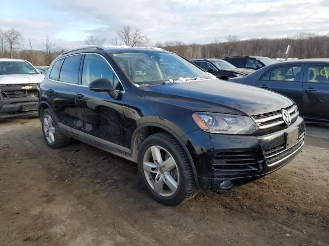 2011 Volkswagen Touareg Hybrid