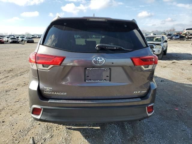 2019 Toyota Highlander SE