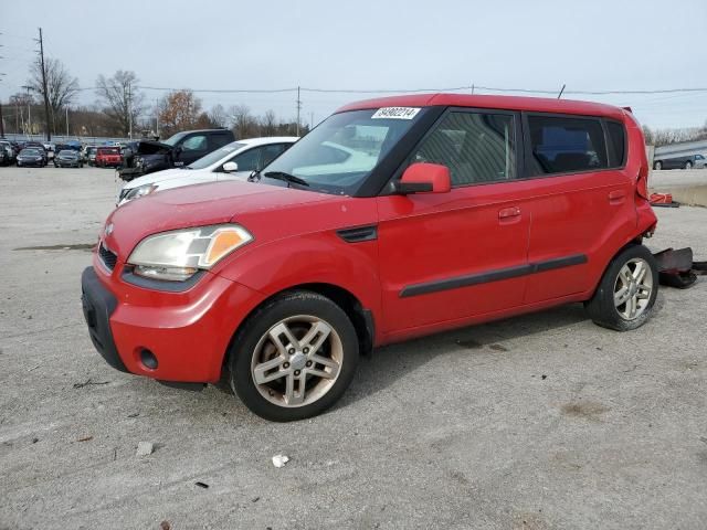 2010 KIA Soul +