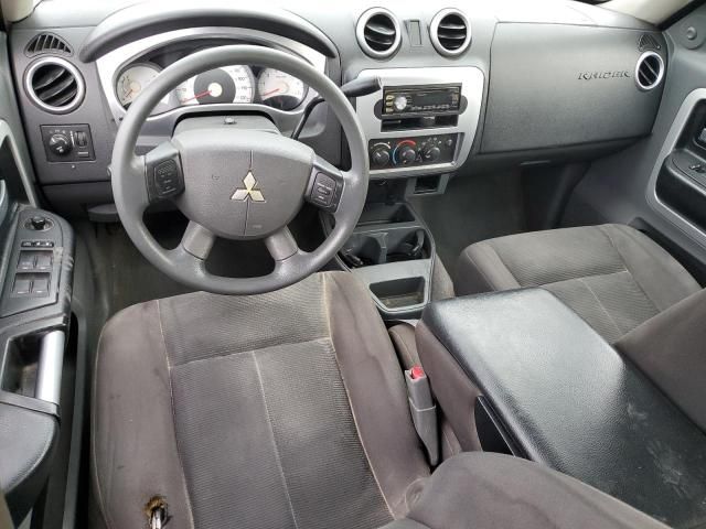 2007 Mitsubishi Raider LS