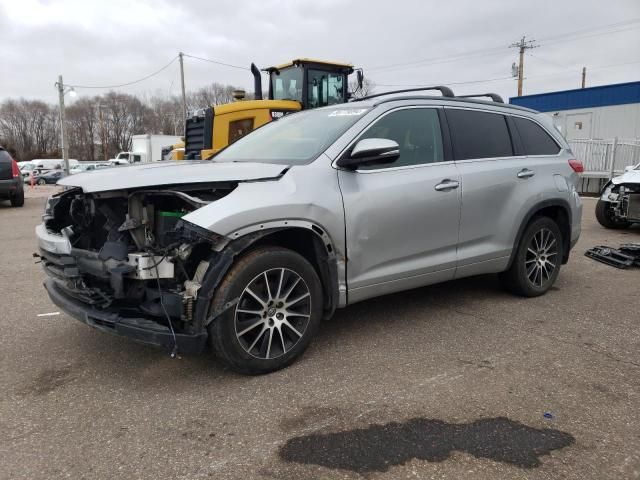 2017 Toyota Highlander SE