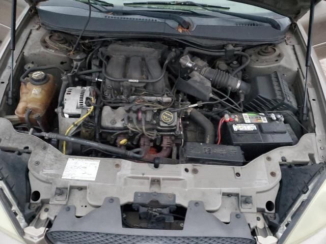 2004 Ford Taurus SE