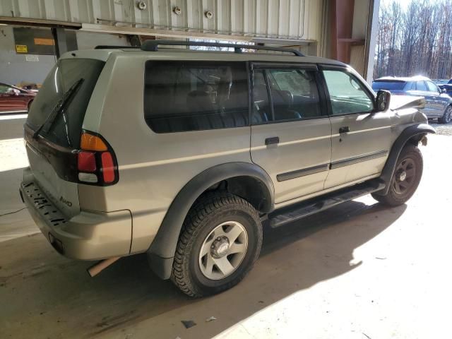 2002 Mitsubishi Montero Sport ES