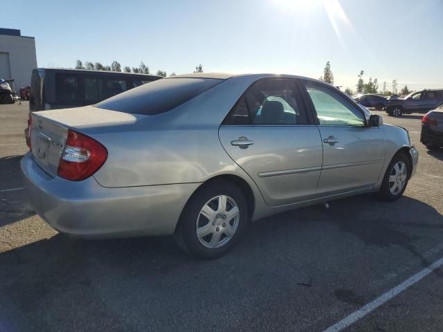 2004 Toyota Camry LE