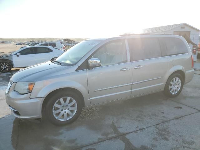 2012 Chrysler Town & Country Touring L