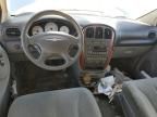 2005 Chrysler Town & Country