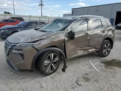 Nissan Rogue sl Vehiculos salvage en venta: 2024 Nissan Rogue SL