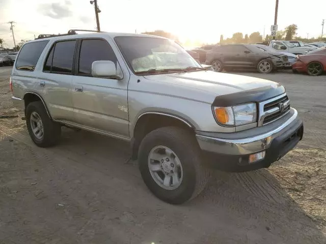 1999 Toyota 4runner SR5