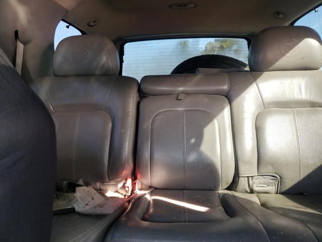 2002 Cadillac Escalade Luxury