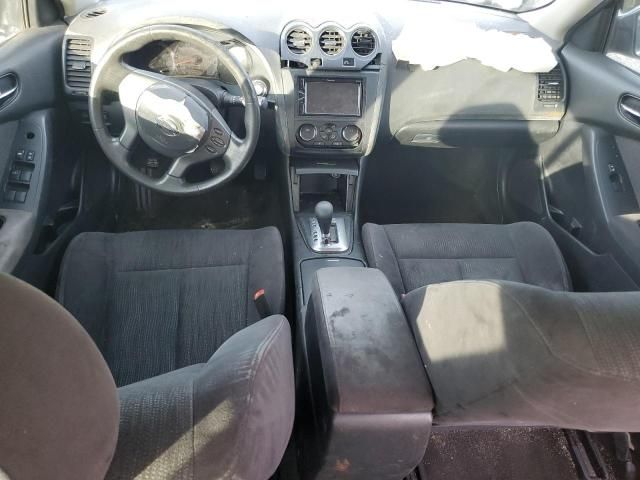 2011 Nissan Altima Base