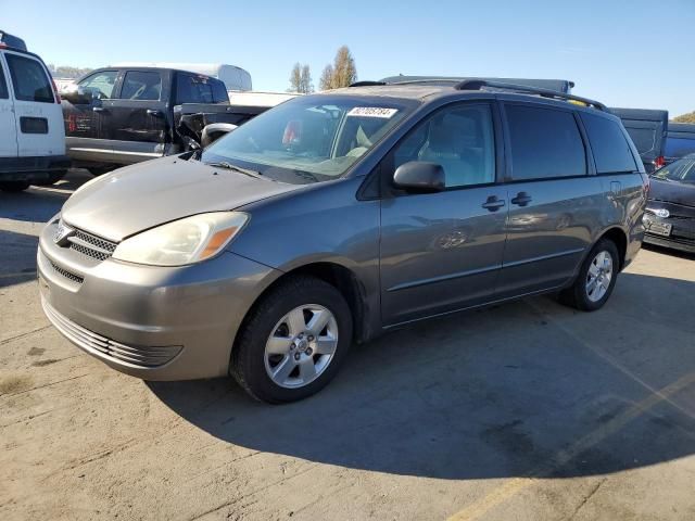 2005 Toyota Sienna CE