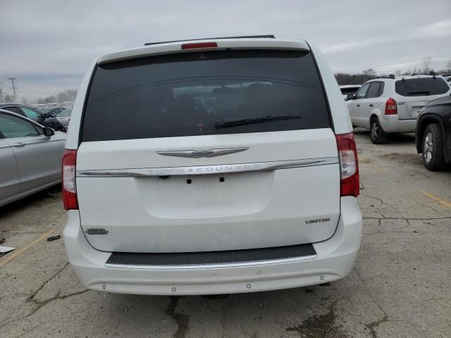 2016 Chrysler Town & Country Limited Platinum