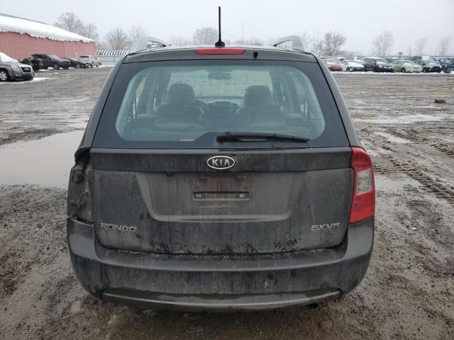 2011 KIA Rondo