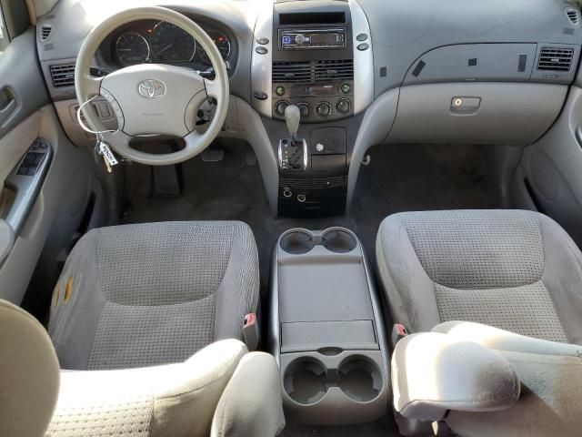 2006 Toyota Sienna CE