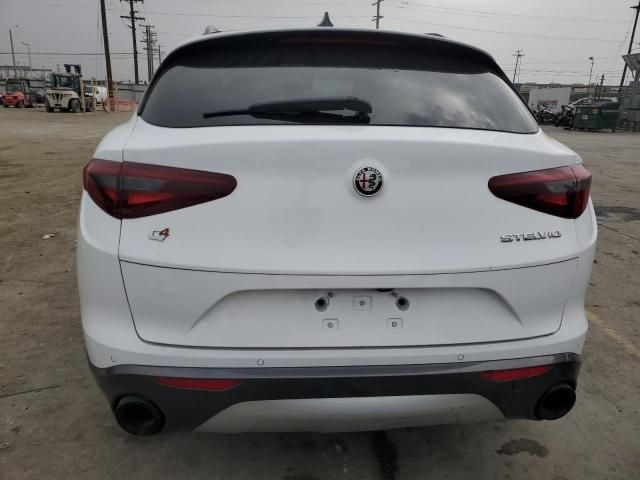 2022 Alfa Romeo Stelvio TI