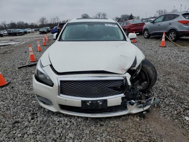 2016 Infiniti Q70 3.7