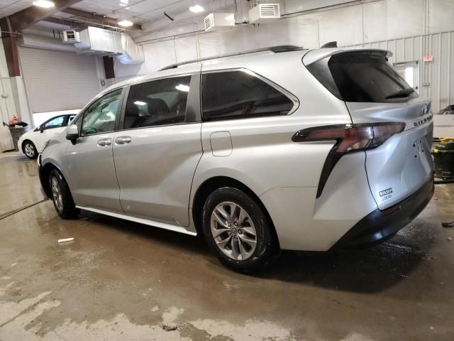 2023 Toyota Sienna XLE