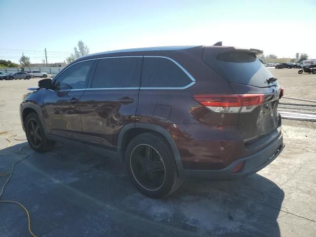 2019 Toyota Highlander SE