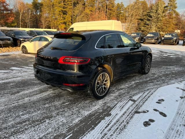 2015 Porsche Macan Turbo