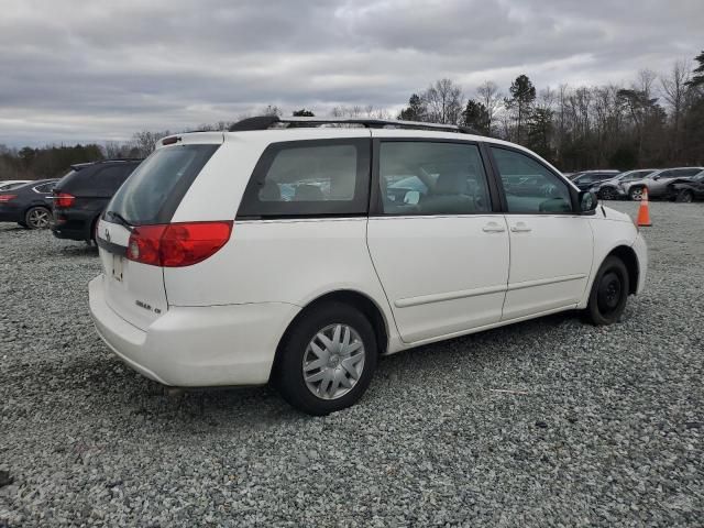 2007 Toyota Sienna CE