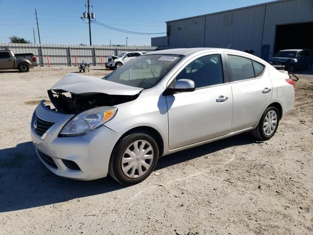 2013 Nissan Versa S