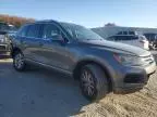 2014 Volkswagen Touareg V6