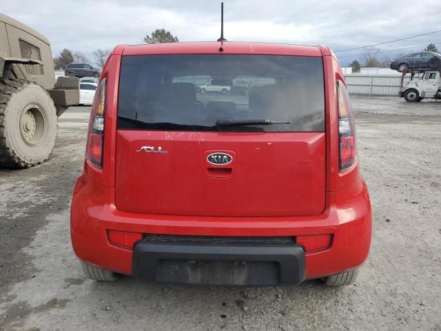 2011 KIA Soul +