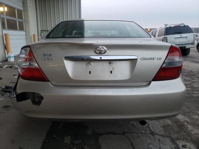 2004 Toyota Camry LE