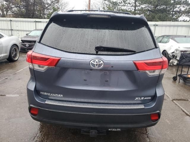 2019 Toyota Highlander SE