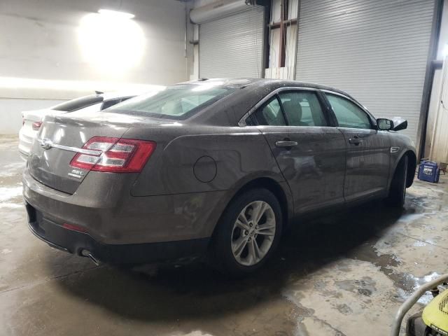 2016 Ford Taurus SEL