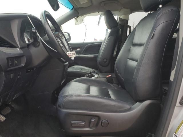 2015 Toyota Sienna Sport