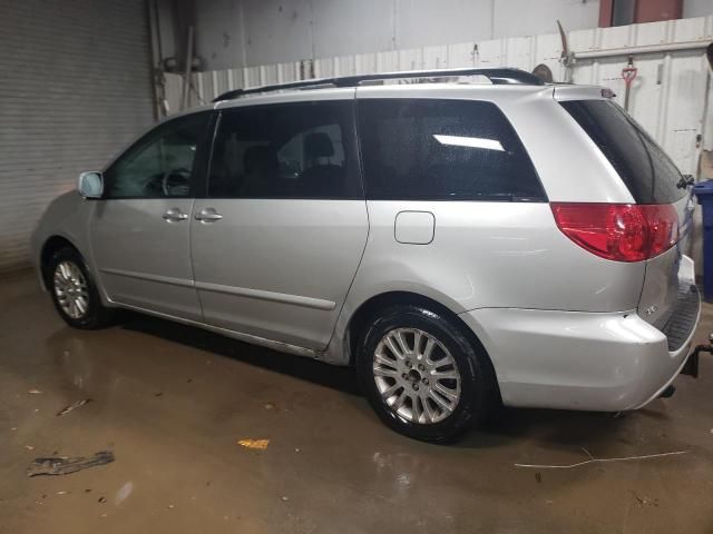 2007 Toyota Sienna XLE