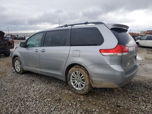 2011 Toyota Sienna XLE