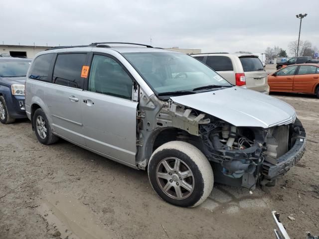 2010 Chrysler Town & Country Touring