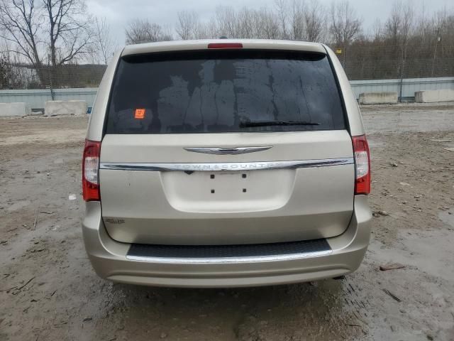 2013 Chrysler Town & Country Touring