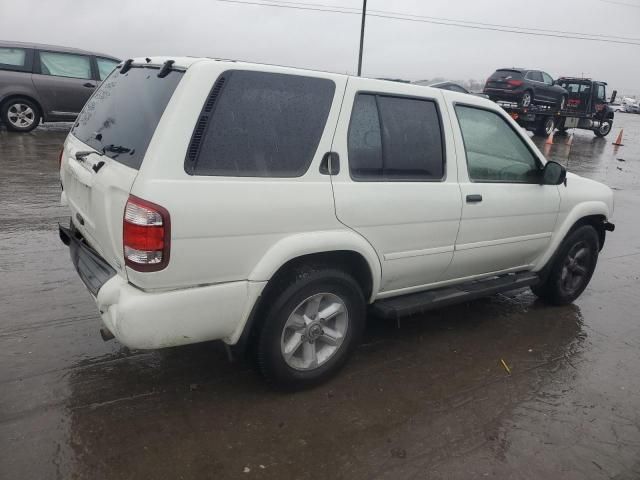 2004 Nissan Pathfinder LE