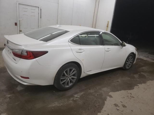 2018 Lexus ES 300H