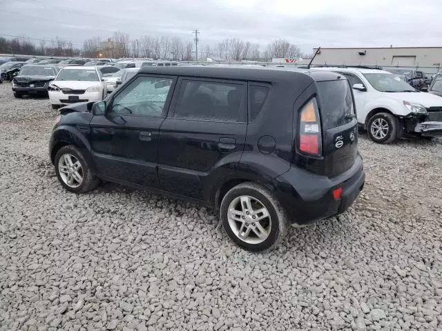 2010 KIA Soul +