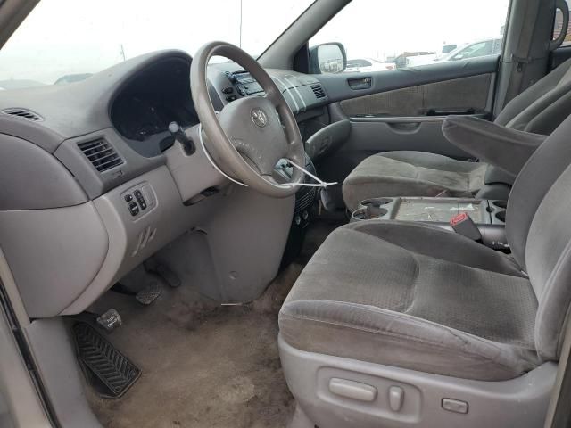 2006 Toyota Sienna CE