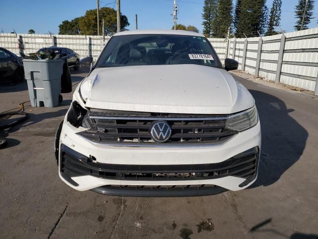 2022 Volkswagen Tiguan SE R-LINE Black