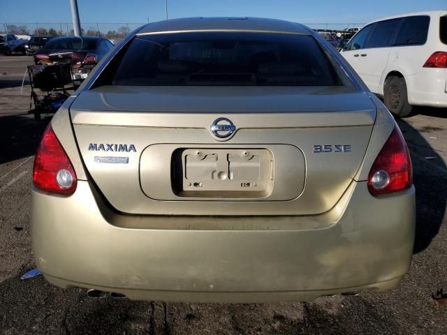 2004 Nissan Maxima SE