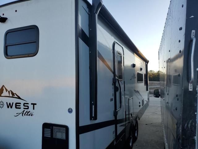 2022 Alta RV